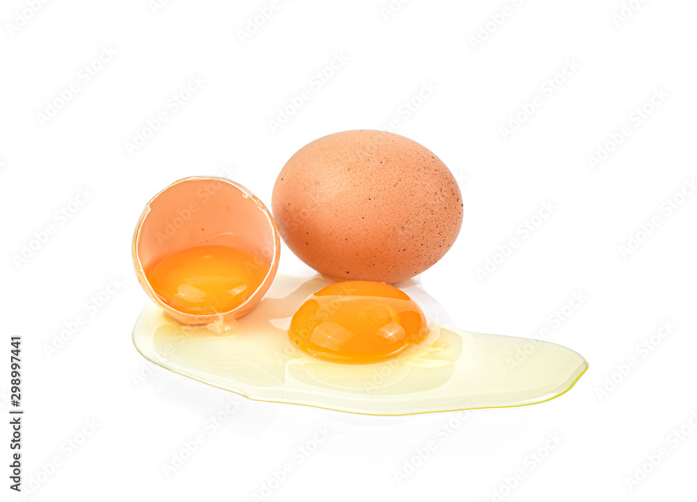 eggs isolated on white background eggs isolated on white background