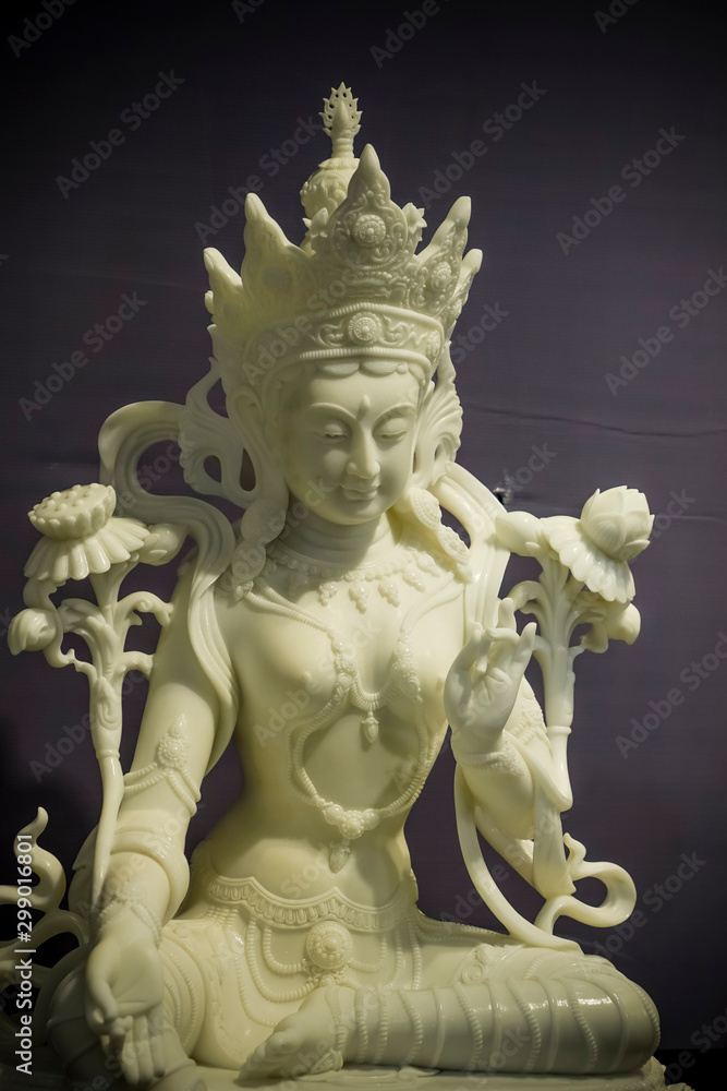 Fototapeta premium Statues of Buddha