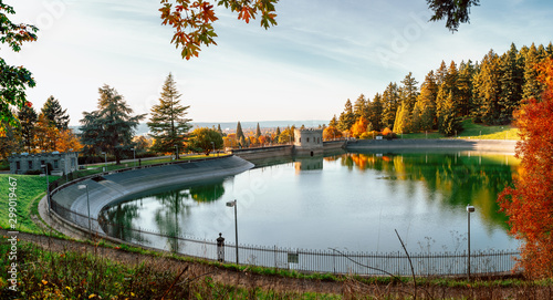 Konstfotografi Scene of Mt. Tabor's water reservoirs park in Oregon state