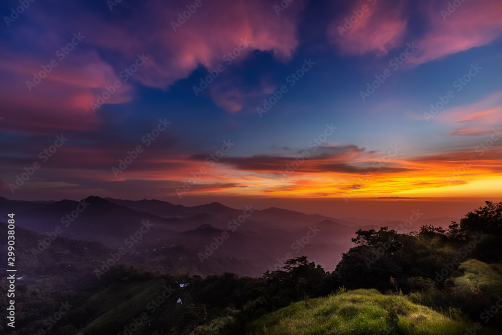 Sonnenuntergang irgendwo in Kolumbien, Minca