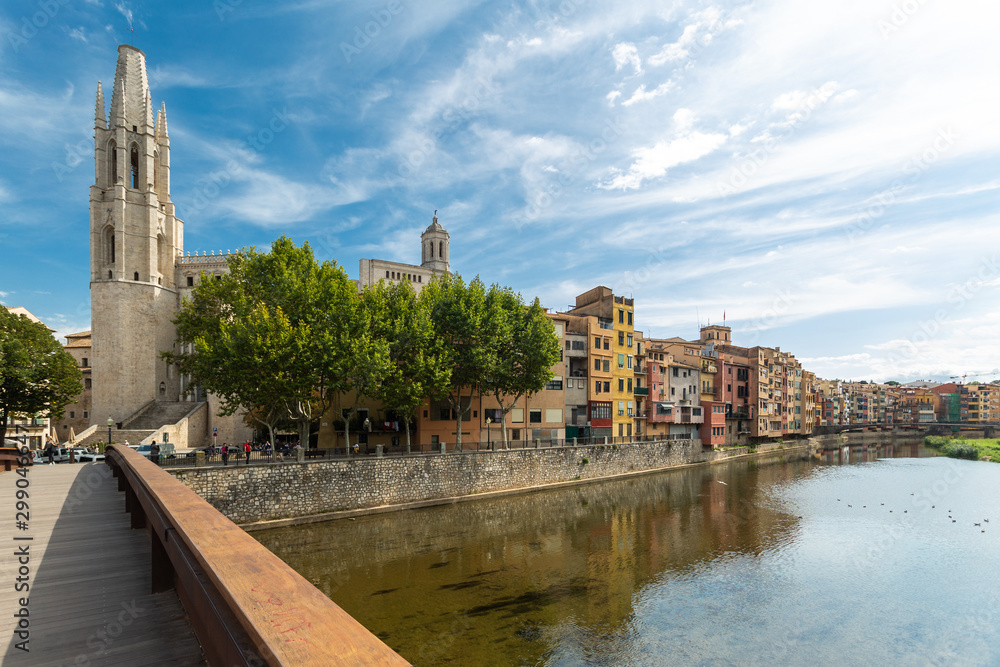 Fototapeta premium Girona cityscape