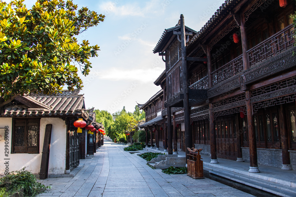 Taierzhuang is located in Zaozhuang in Shandong, is the largest water town in China. Historically, it was an important hub along the Grand Canal, China.