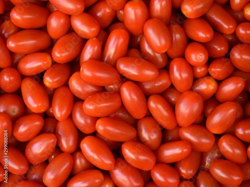 Tomate roma o tomates pera.