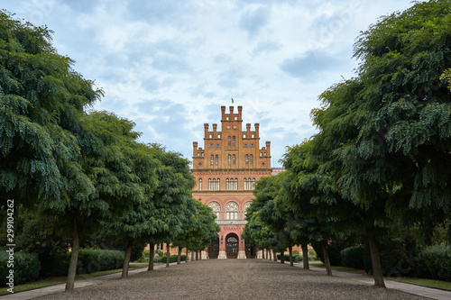 Fényképezés Chernivtsi National University, architectural ensemble of the Residence of Bukovynian and Dalmatian Metropolitans, Chernivtsi, Ukraine
