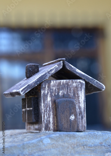 handmade old wooden toy house © aykutkarahan