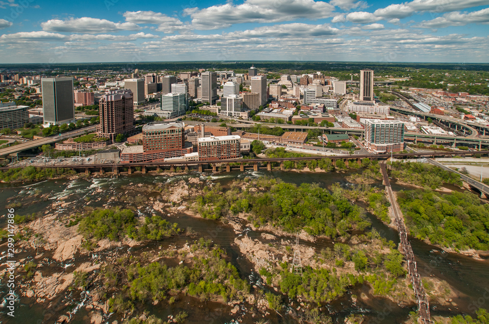 Fototapeta premium Richmond VA Downtown Skyline
