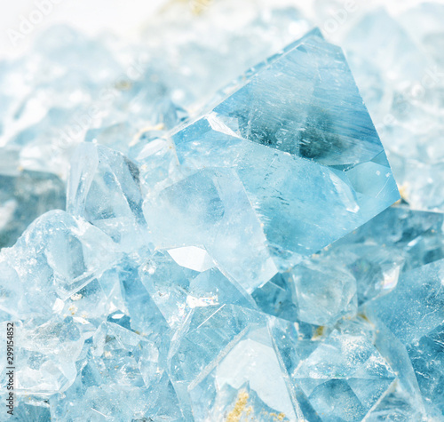 Fotografie Blue crystals of the celestite