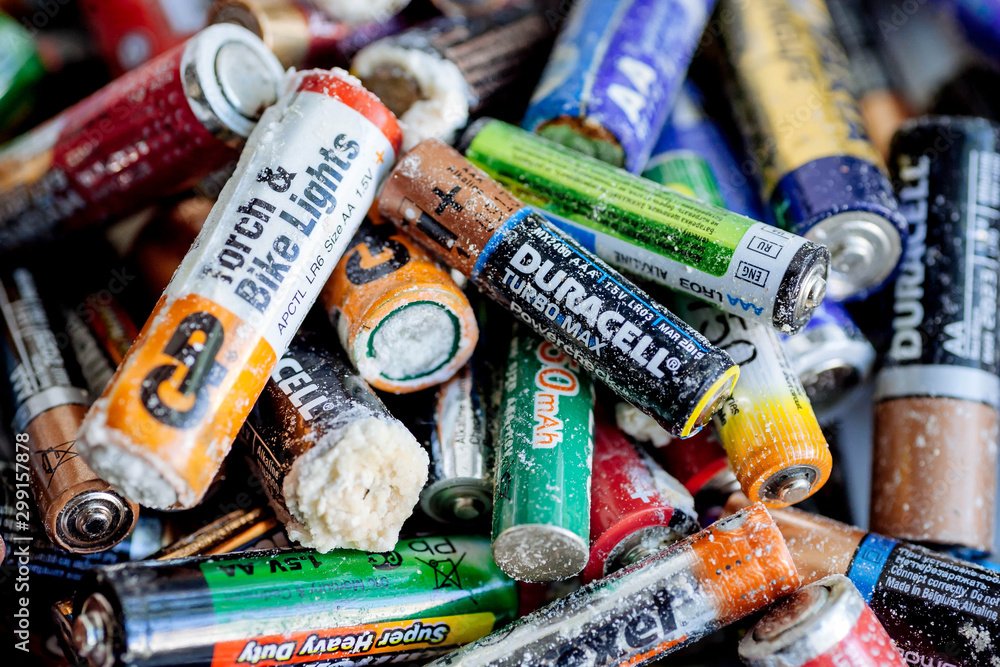 DELHI, INDIA: Used batteries for waste, old rechargeable accumulators and  trash alkaline batteries on 26 July, 2019. India generates 26,000 tons of  plastic waste every day Stock-Foto | Adobe Stock