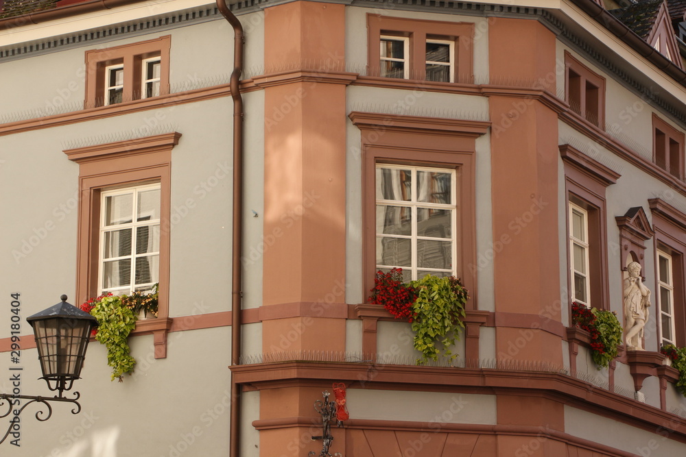 Fototapeta Historisches Gebäude in der Altstadt von Engen in Süddeutschland