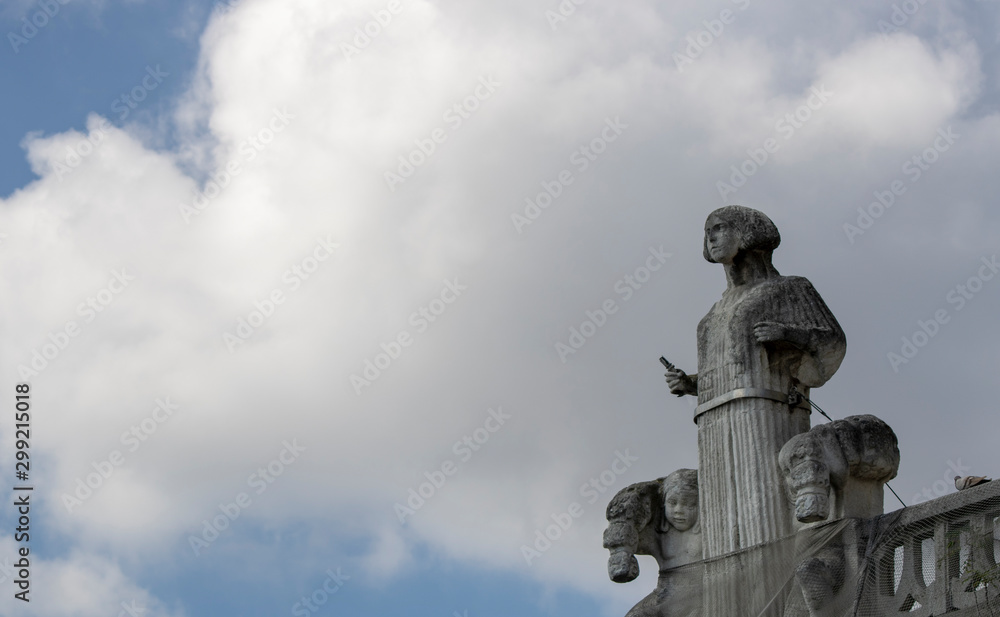 Fototapeta premium Istanbul, Turkey - September-28,2019:Woman statue located in the building of the agricultural bank of Karaköy in Istanbul.