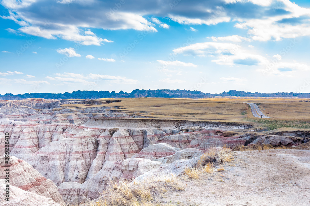 Obraz premium Scenic view of Rock formations in Badlands National Park, South Dakota, USA in the day light