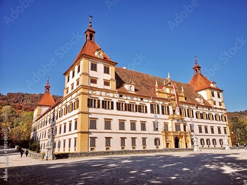 Graz Schloss Eggenberg im Herbst © st1909