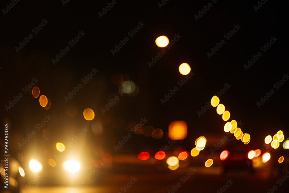 blur bokeh of car on the road. blur traffic at night. - obrazy, fototapety, plakaty 