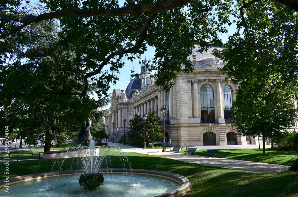 The Petit Palais from nearby gardens. Paris, France. The Petit Palais from nearby gardens. Paris, France.