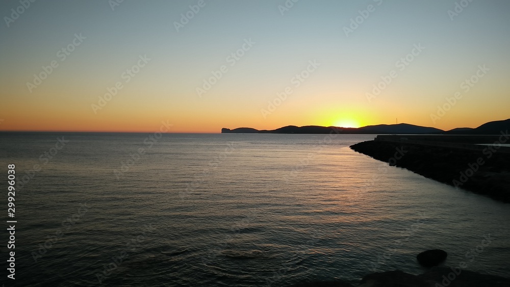 tramonto fotografato sul porto di Alghero Sardegna Italia