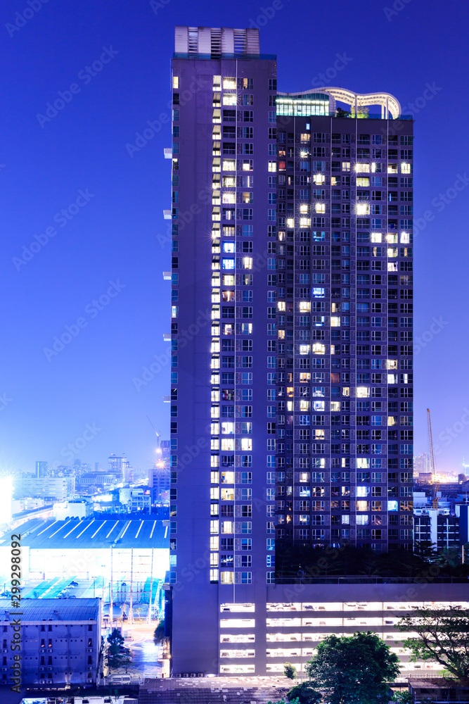 Obraz premium Street, building and city in the night view.