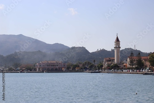 Zakynthos Harbor | city at the sea with mountains