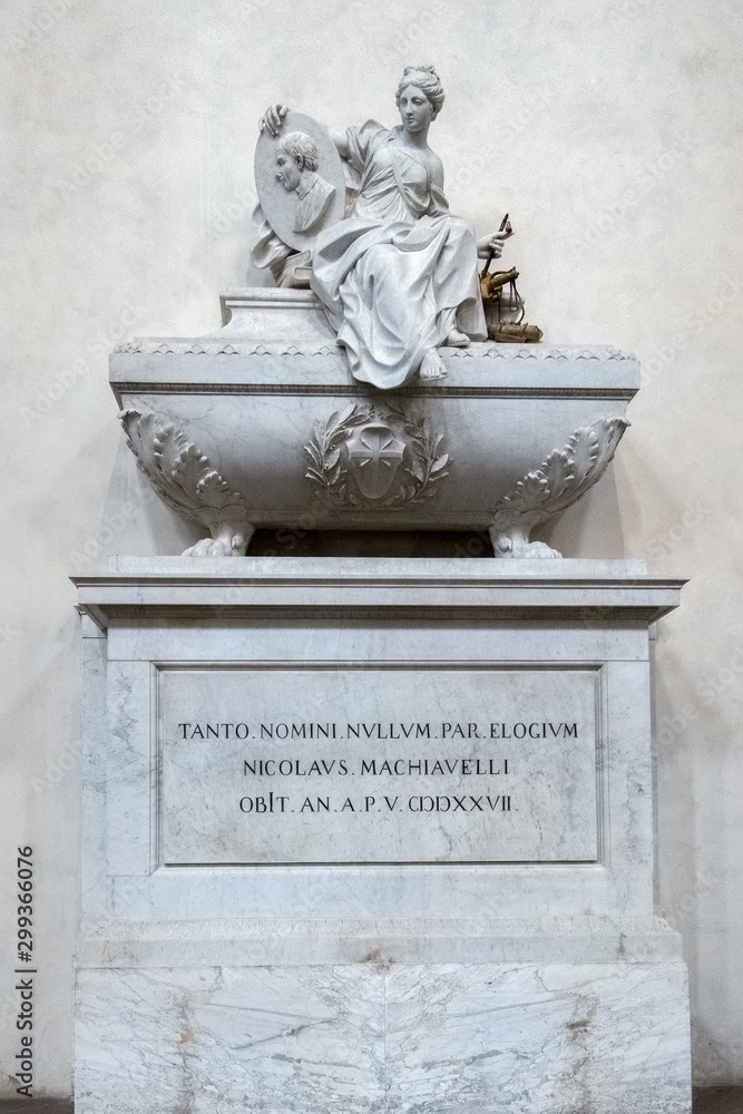 Obraz premium FLORENCE, TUSCANY/ITALY - OCTOBER 19 : Monument to Niccolo di Bernardo dei Machiavelli in Santa Croce Church in Florence on October 19, 2019