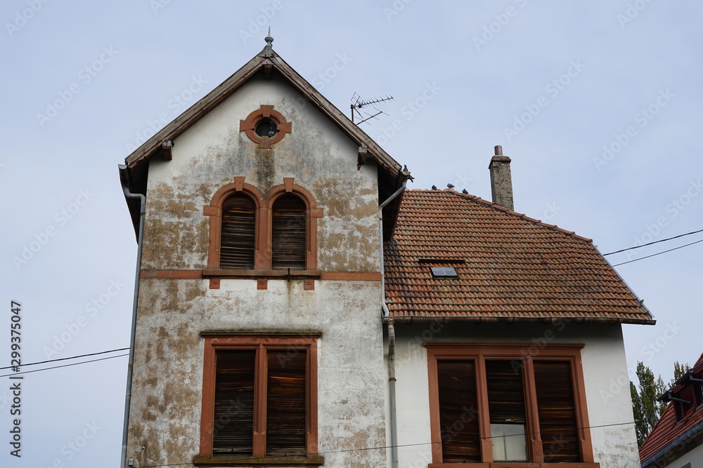 Front eines alten Hauses in Wissembourg