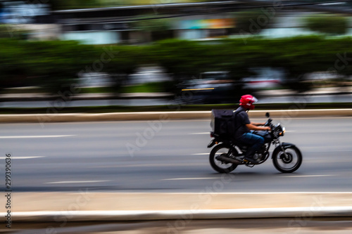 Panning de motociclista © CAROLINE