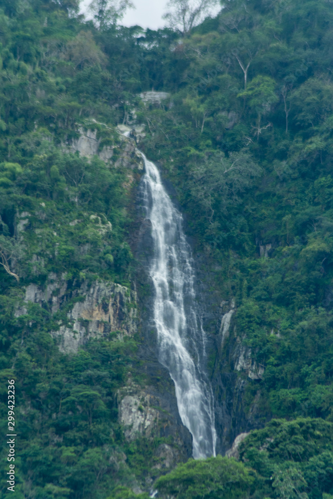 cascada de la media luna cascada de la media luna