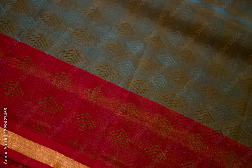 Indian Traditional Kancheepuram Silk Saree Indian Traditional Kancheepuram Silk Saree