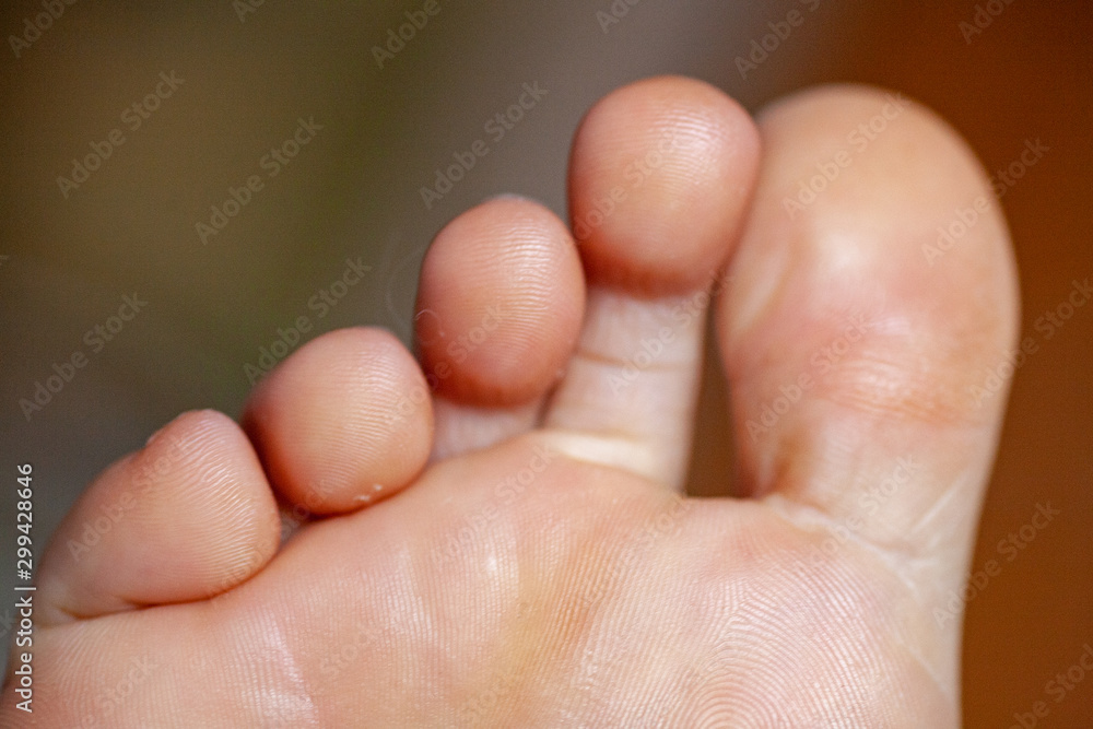 young girl's toes are healthy and beautiful. young girl's toes are healthy and beautiful.
