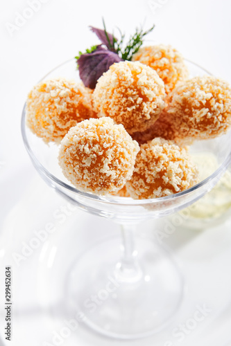 Breaded Cheese Balls with Mozzarella, Cottage Cheese and Tartar Sauce