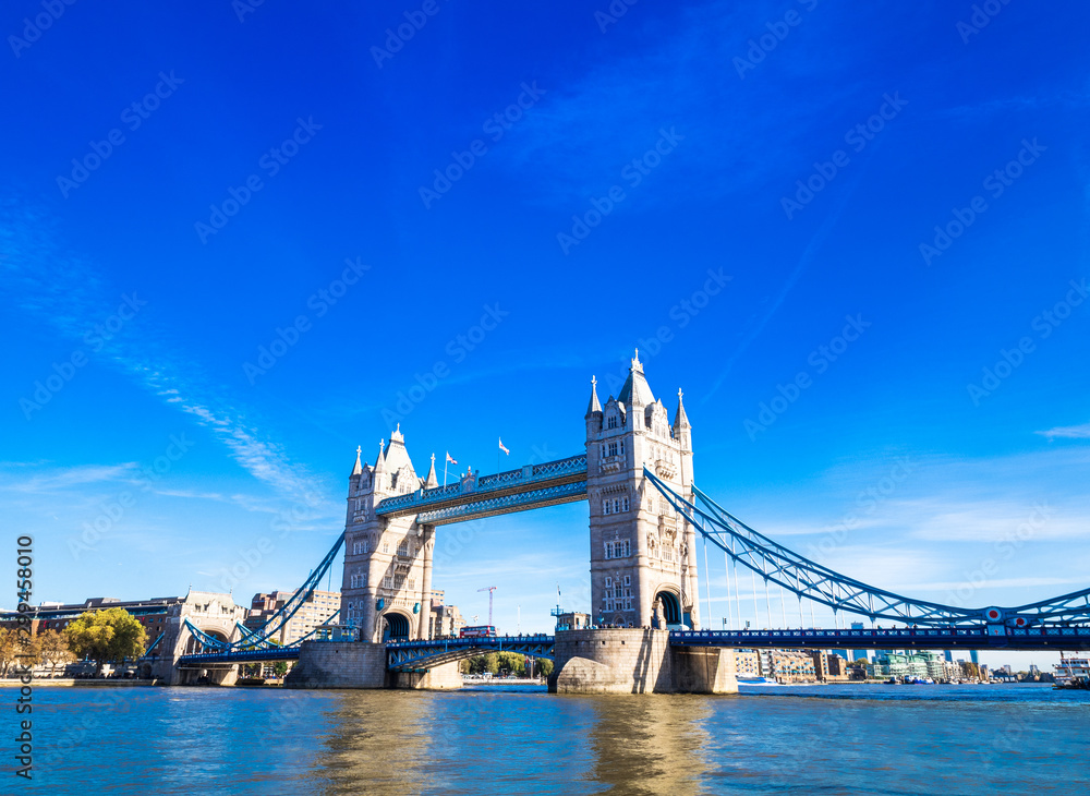 Obraz premium ロンドン タワーブリッジ