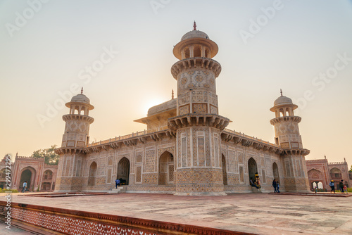 Amazing view of the Tomb of Itimad-ud-Daulah (Baby Taj)