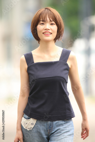 Free Download 女性ポートレート - GFXLoad