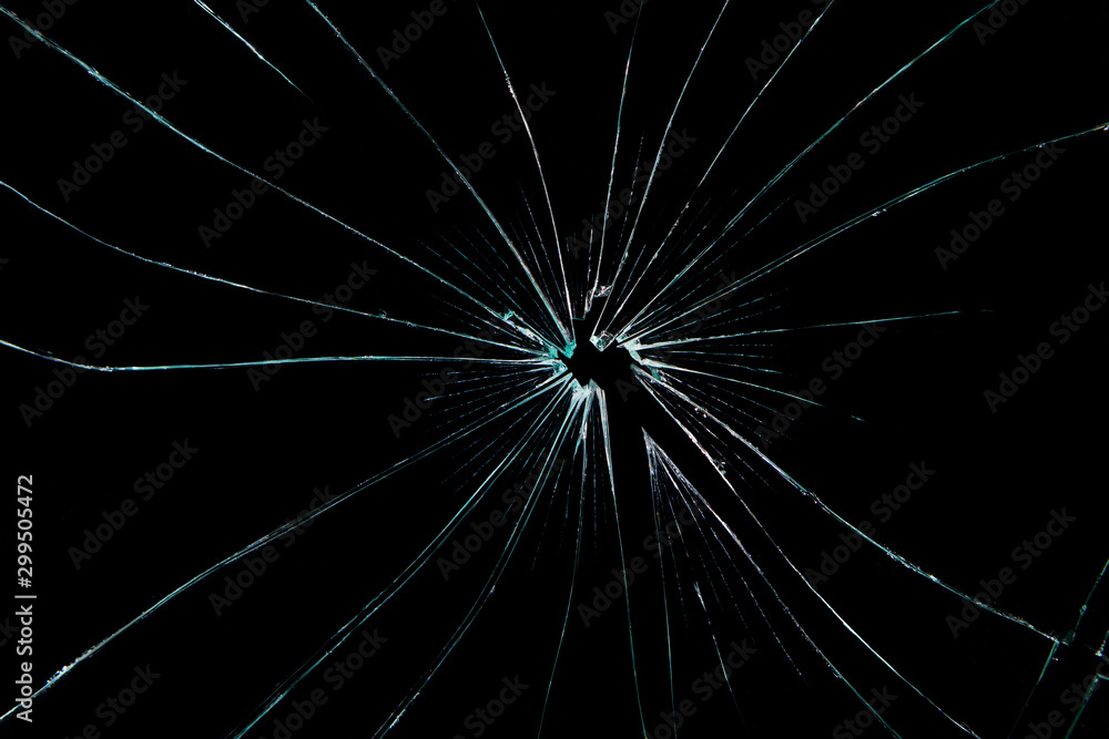 Obraz premium broken glass dark background