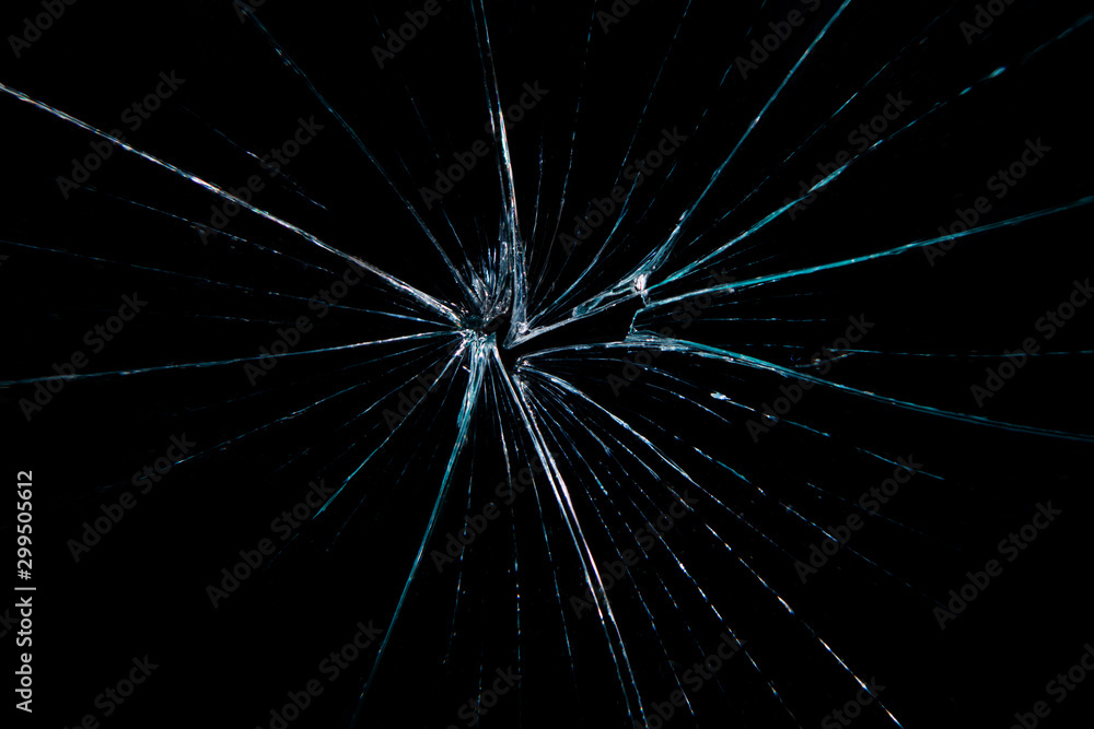 Obraz premium broken glass dark background