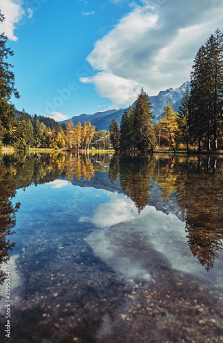 Fototapeta Naklejka Na Ścianę i Meble -  A small lake in the Chamonix Valley in the fall. Alps, France.