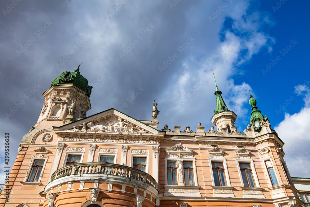 Lviv National Museum. Dunikovsky palace