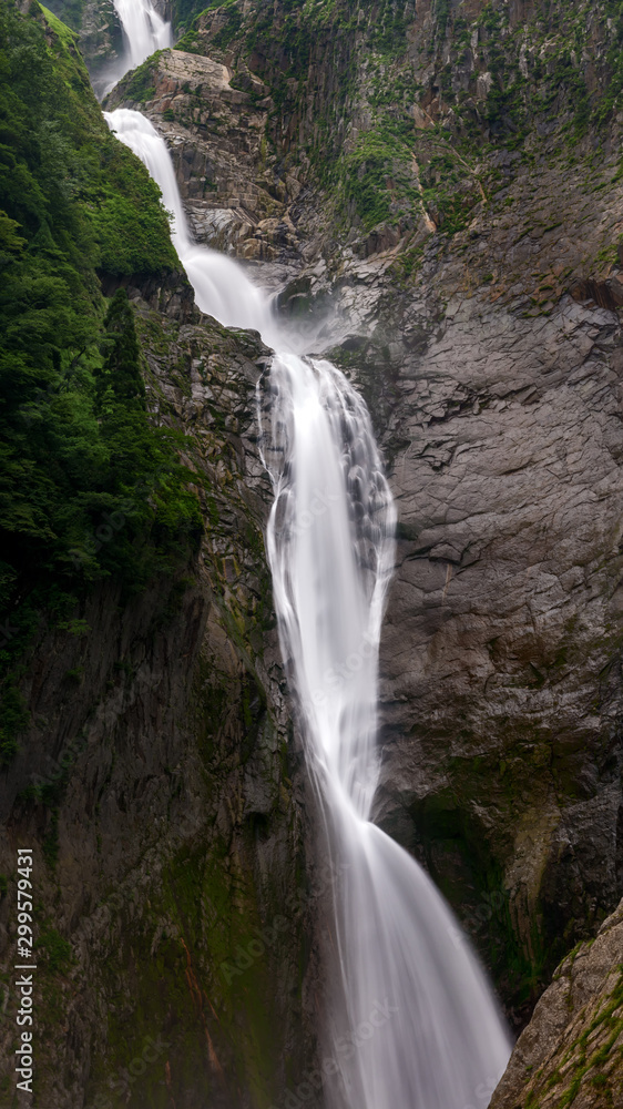 Shomyo Falls Tateyama Toyama, Japan