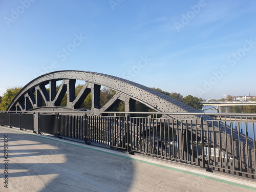 Ehemalige Eisenbahnbrücke - Radschnellweg RS1 in Mülheim an der Ruhr