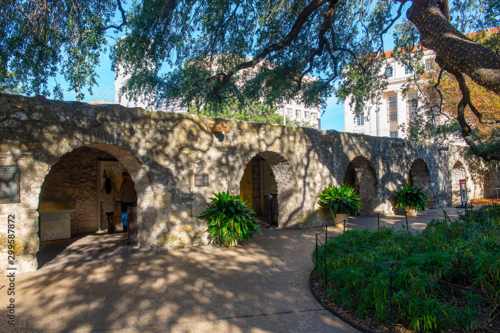 The Alamo Mission front facade in downtown San Antonio, Texas, USA. The Mission is a part of the San Antonio Missions World Heritage Site.
