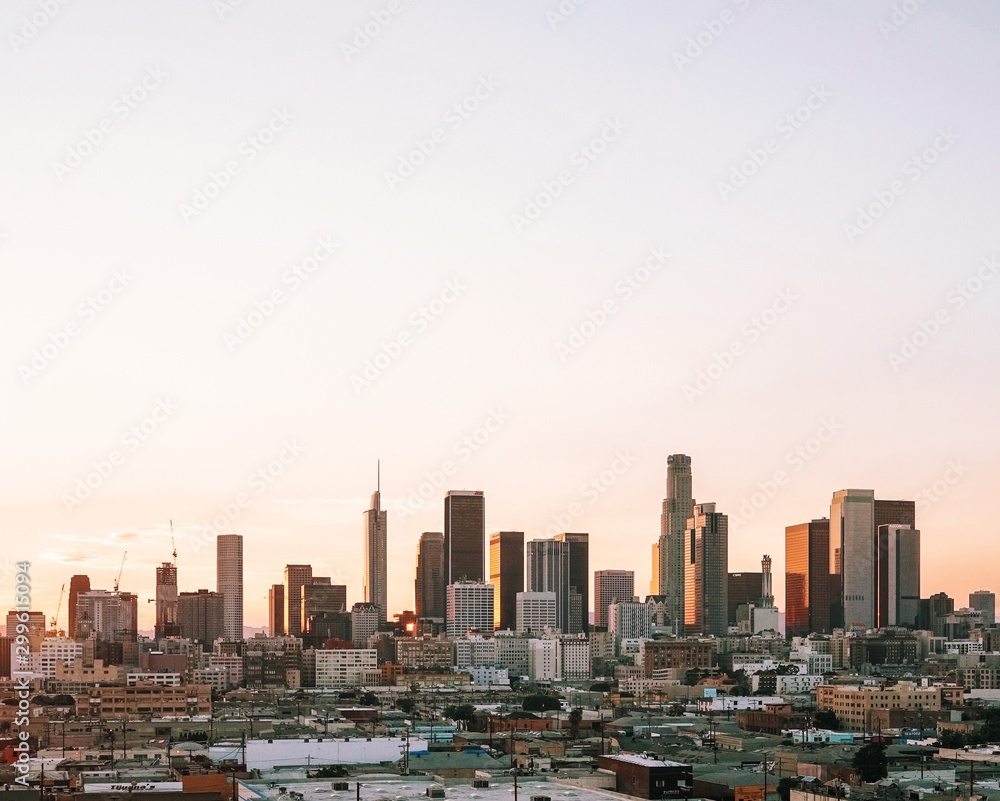 Obraz premium Downtown LA skyline at sunset
