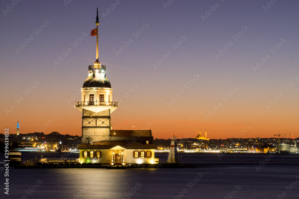 Sunset at Maiden's Tower 