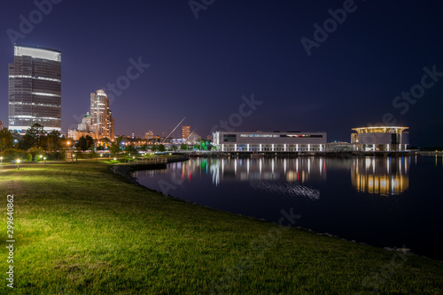 Lakeshore State Park at night featuring the Milwaukee WI skyline