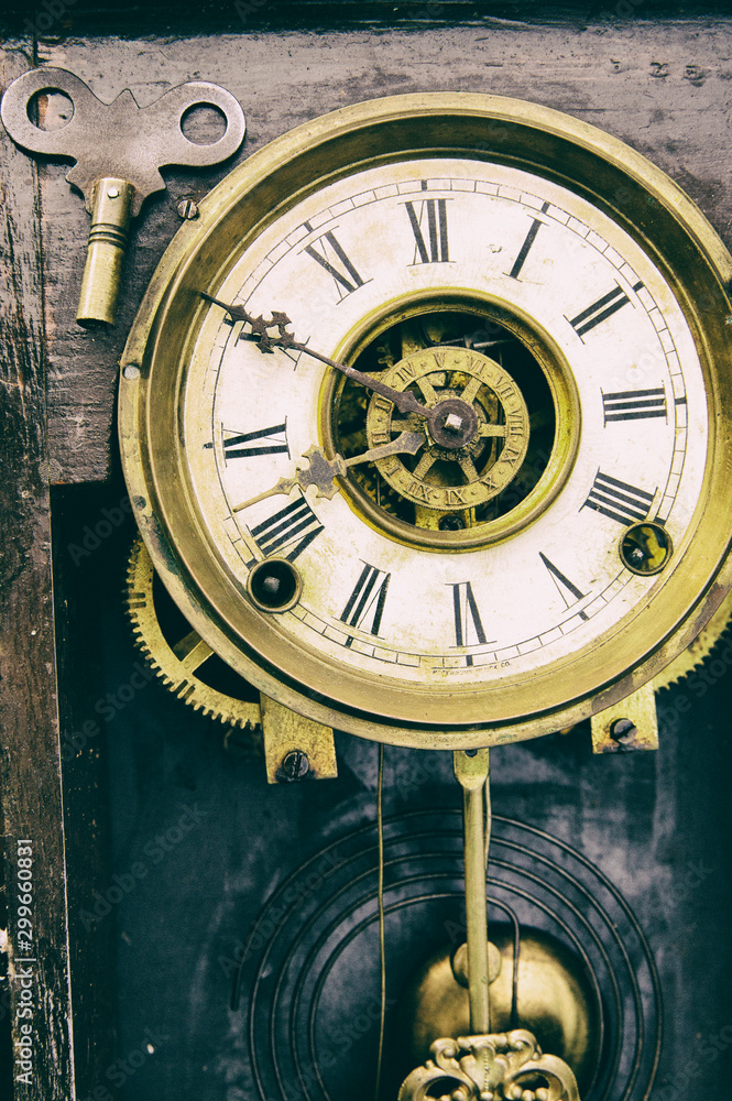 Obraz premium old wall clock