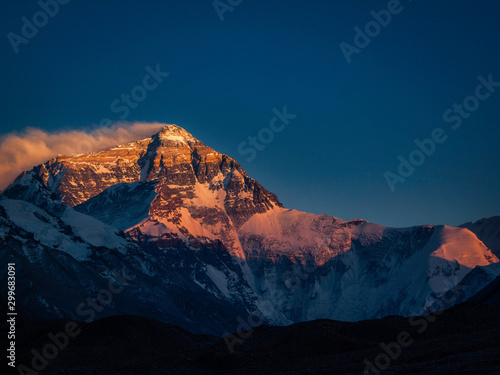 Everest Mount  © Kirawat