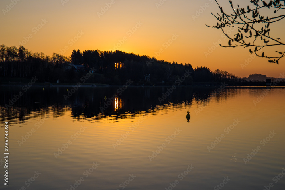 Blaue Stunde und Sonnenaufgang am Untreusee Blaue Stunde und Sonnenaufgang am Untreusee