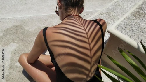 pregnant woman back and palm shadow