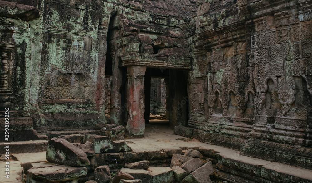 Fototapeta premium Cambodian Acient Murals and cave paintings on Agkor Wat temple walls