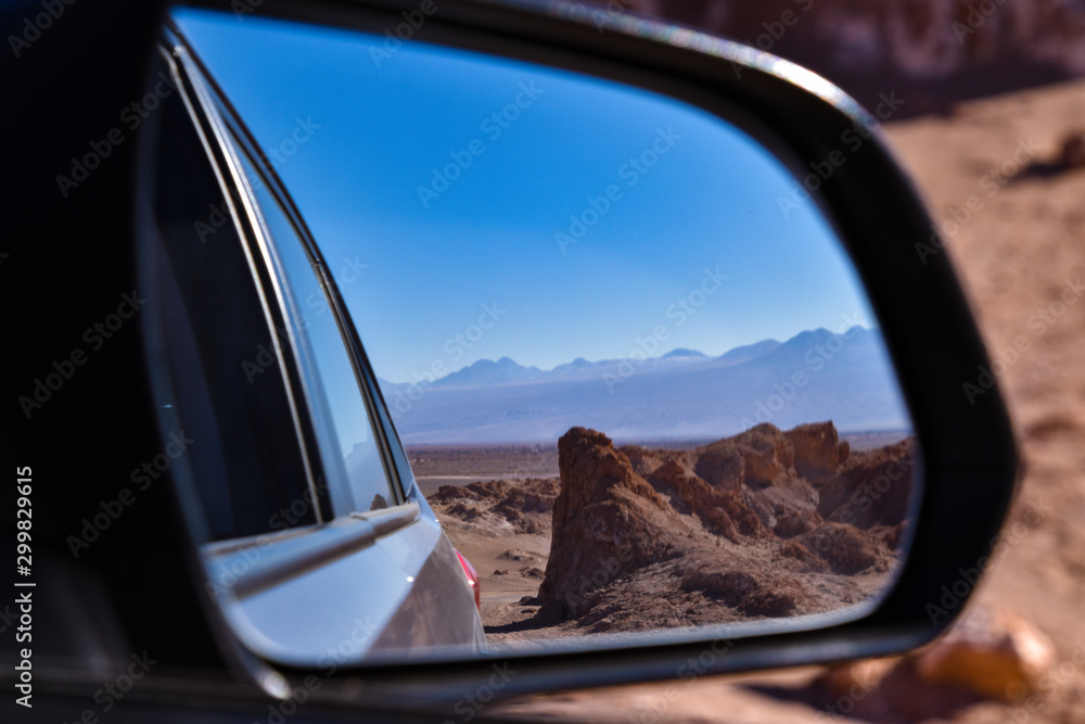 Fototapeta premium Mirror Image