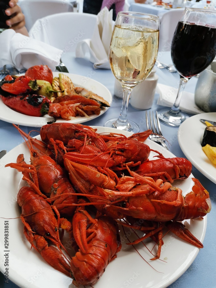 romance, love, lobster, vacation, summer, restaurant romance, love, lobster, vacation, summer, restaurant