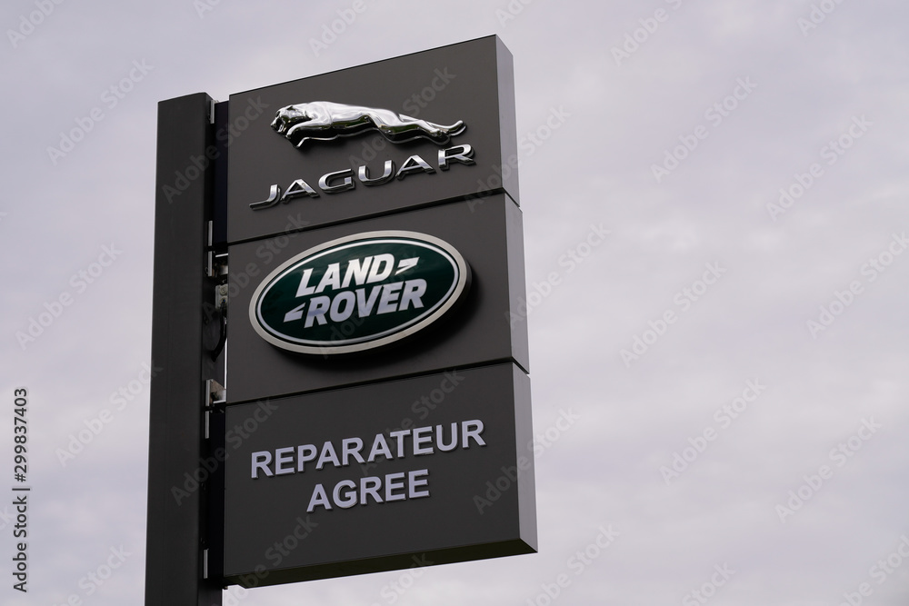 Jaguar land Rover sign logo store brand british shop cars signage ...