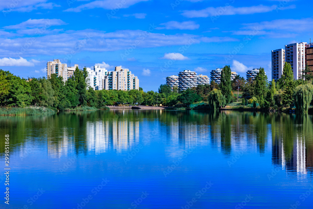 Fototapeta premium City and Nature